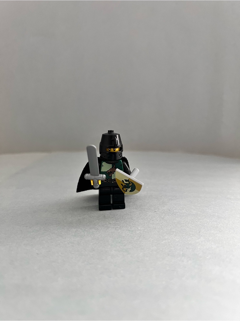 LEGO Castle Kingdoms Dragon Knight Soldier Minifigure
